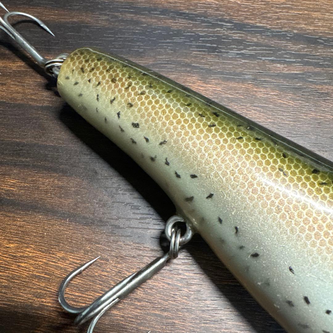 ランカーパンカー 8インチ (ウッド製) レインボートラウト