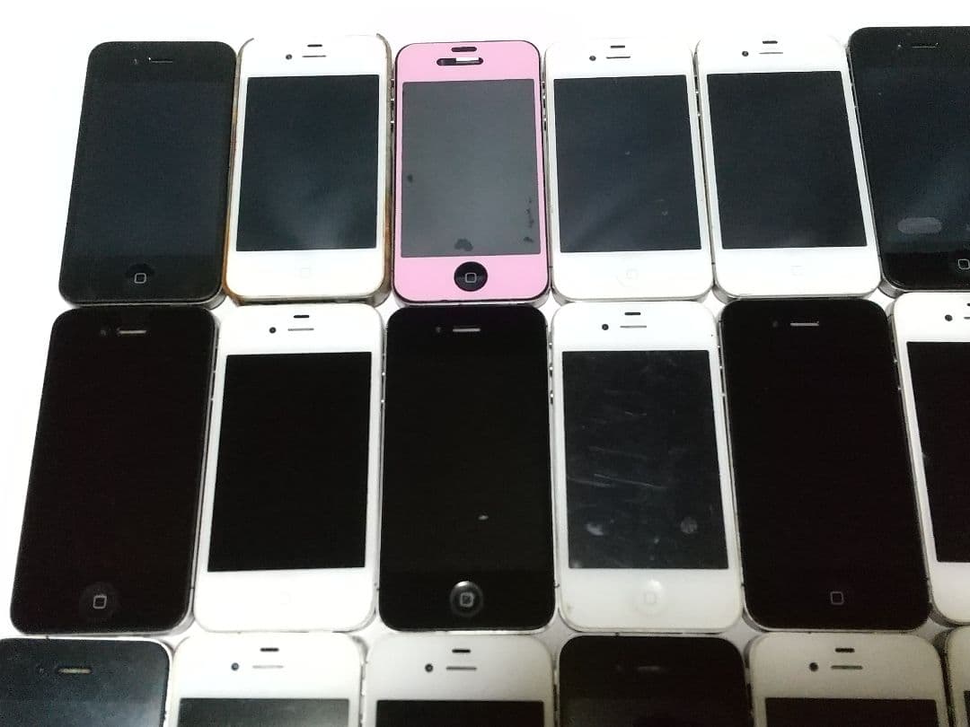 iPhone 4/4S 30台セット ホワイト ブラック ピンク ミント