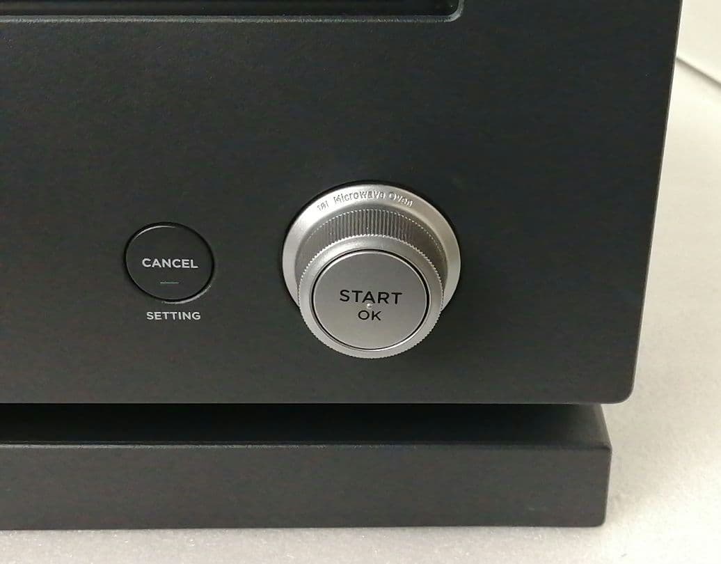 バルミューダデザイン　オーブンレンジ　ブラック　21年製　28