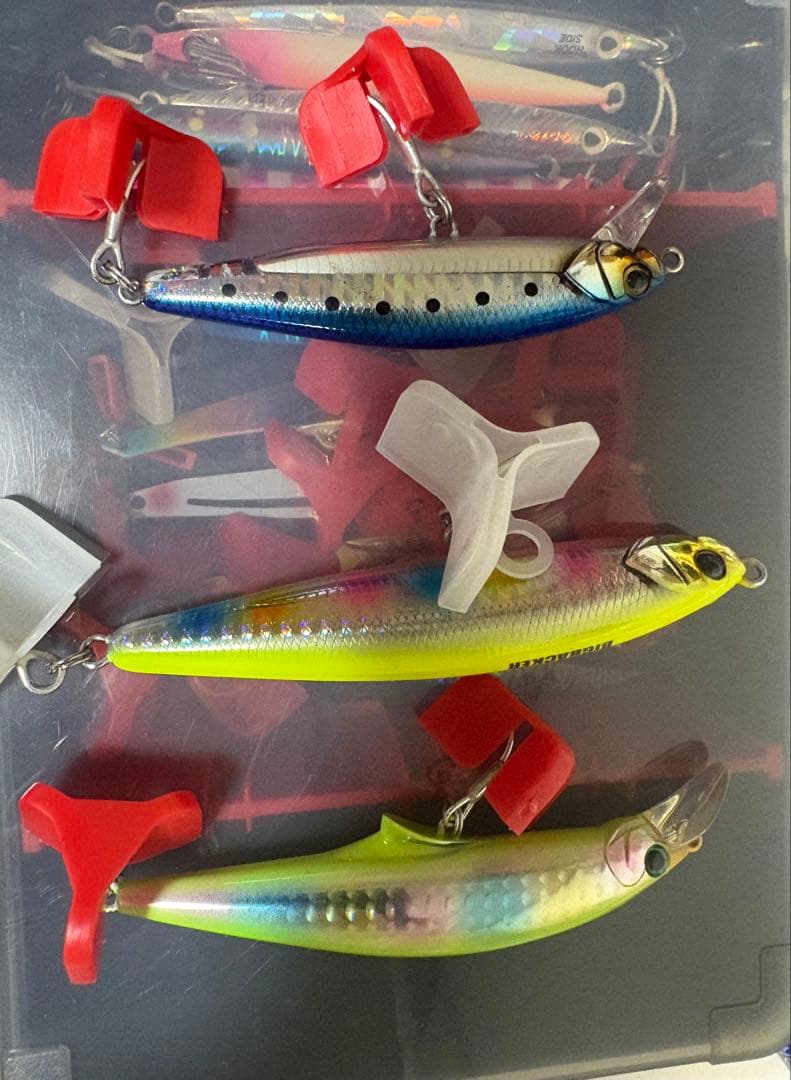 ショアジギングルアー 様々