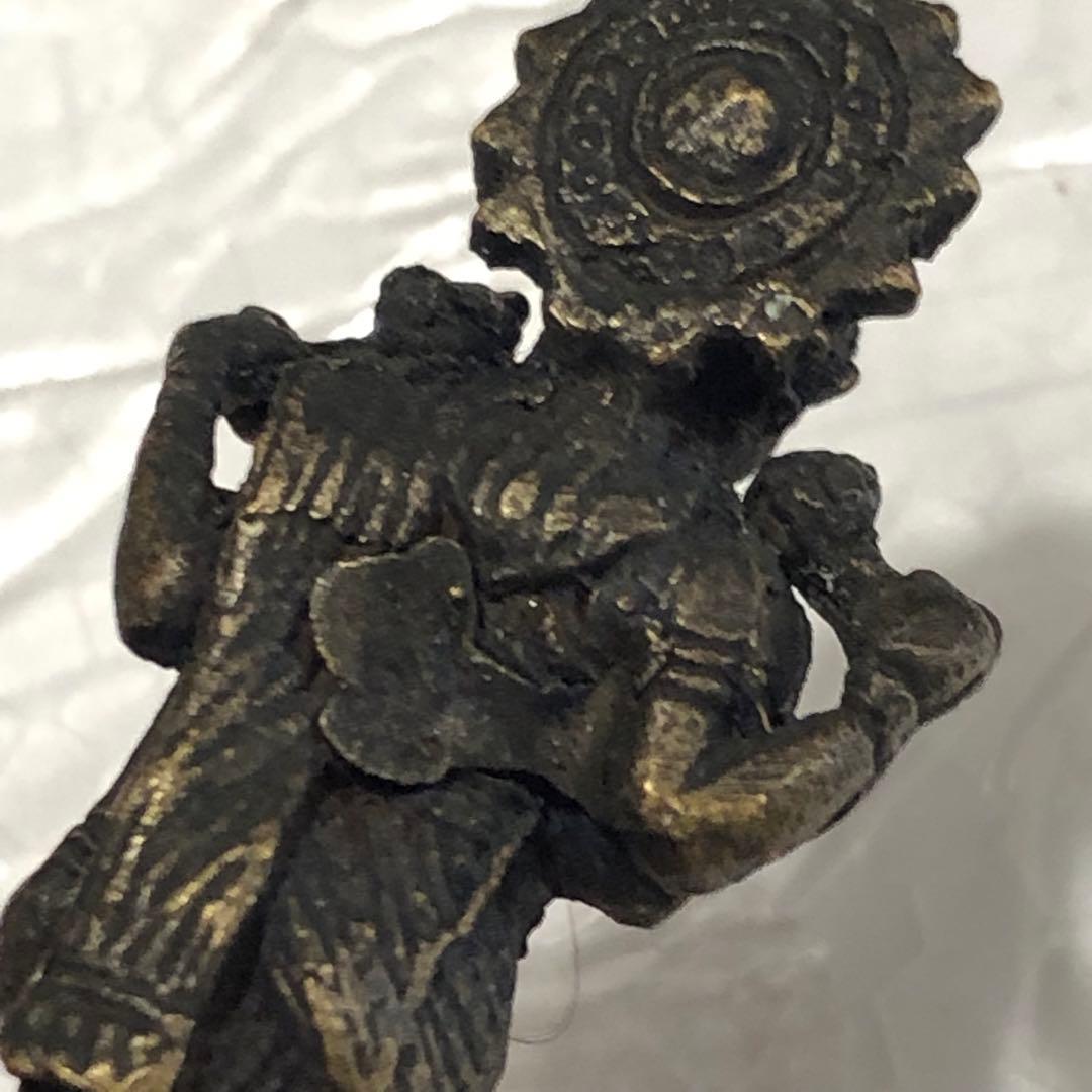 珍品◼️また蔵から謎の優しそうなお顔の金属製の神様の直立仏像が出て来ました。
