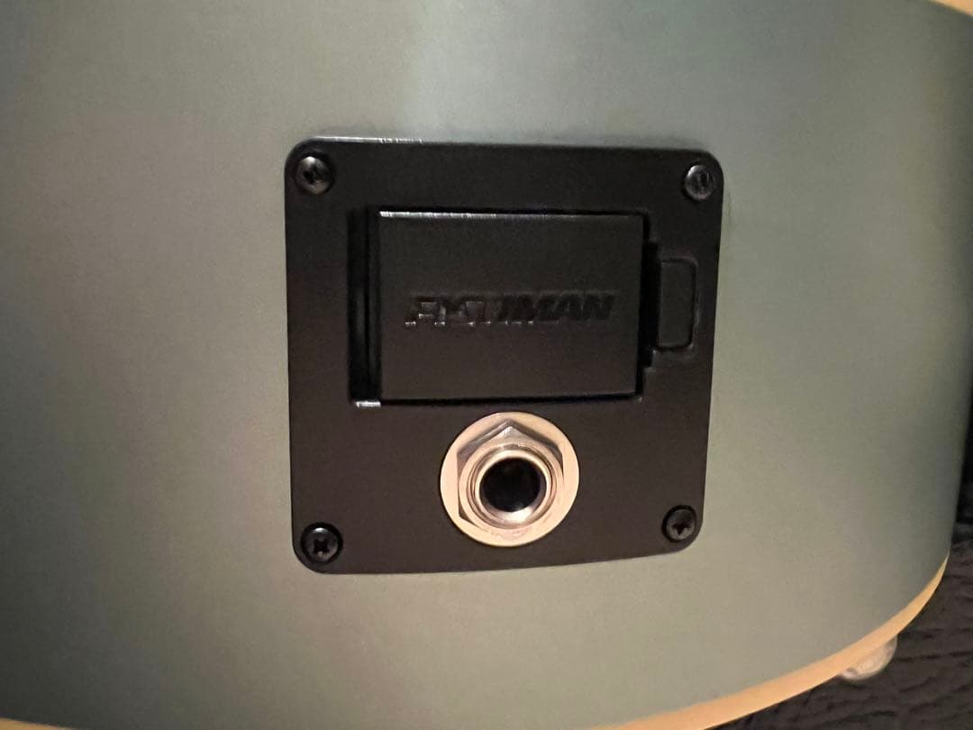 Fender エレアコ Ice Blue未使用品 ハードケース ソフトケース付き