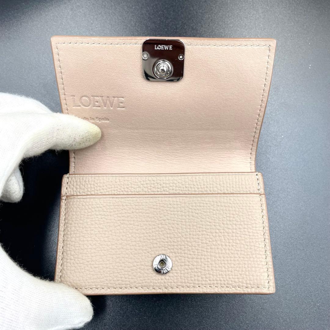 鑑定済・極美品★ロエベ　アナグラム　ビジネスカードホルダー　名刺入れ　ベージュ系