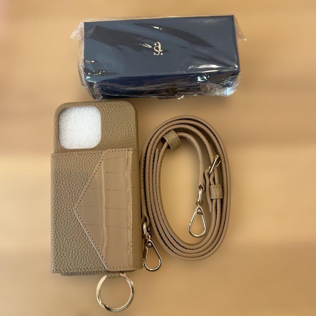 しーちゃん コラボ iPhone13Proケース ベージュレザー