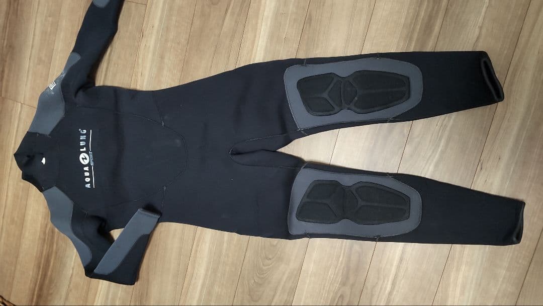 【美品】Aqua Lung ウェットスーツと軽器材セット
