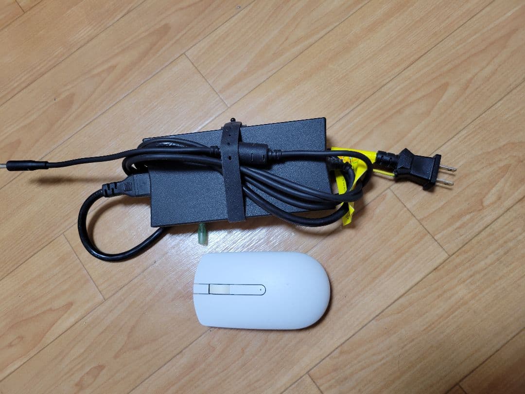 Windowsノート本体 Dell Insprion7501