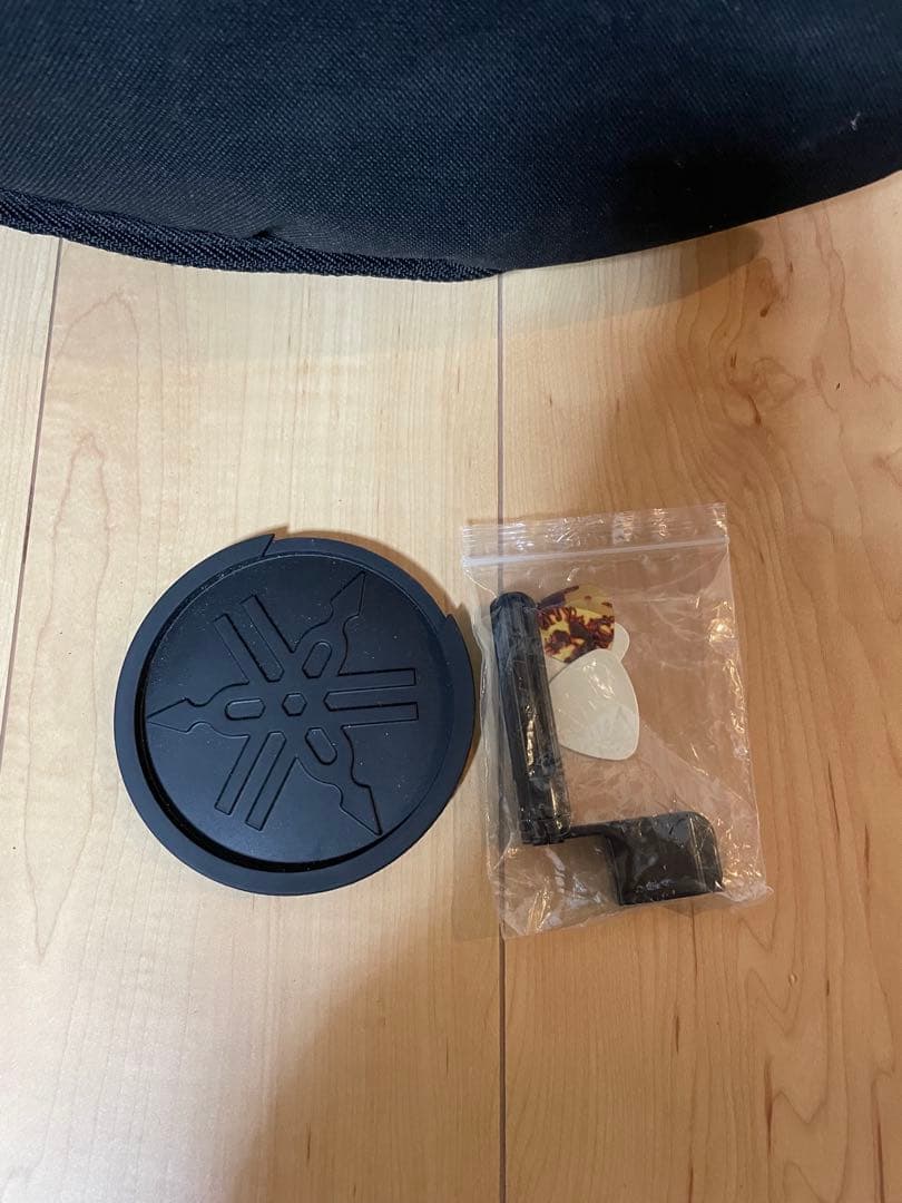 YAMAHA FS820アコースティックギター