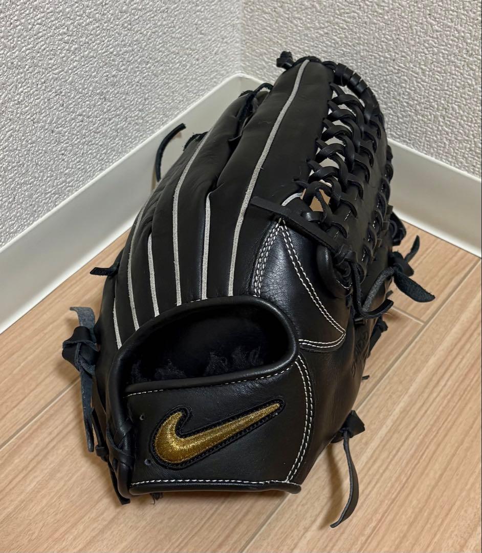 貴重　Nike 謝道 硬式グローブ 外野手用