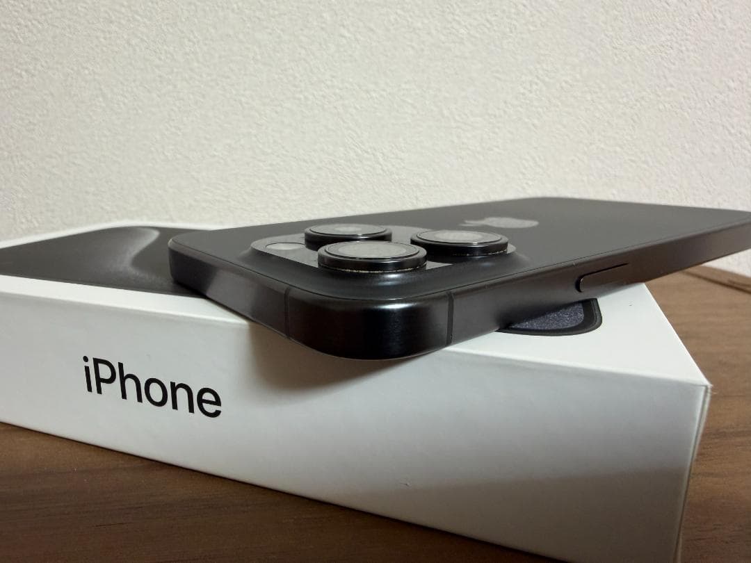 【iPhone 15 Pro 128GB】SIMフリー 美品