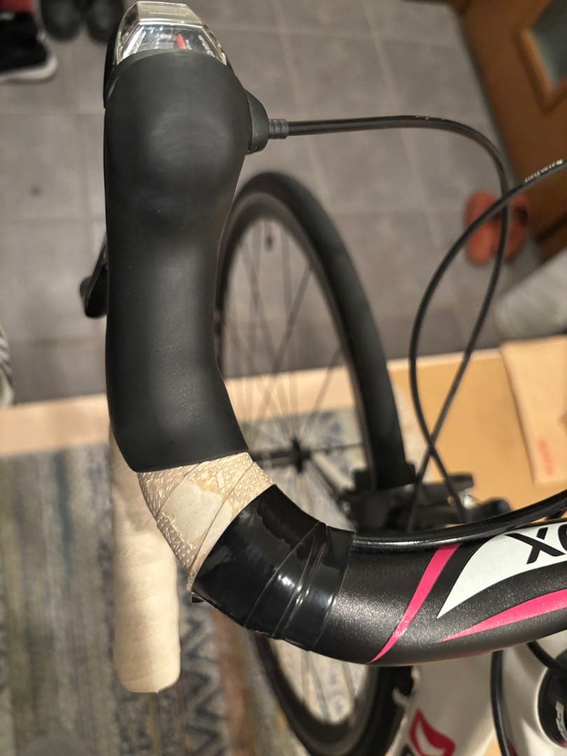 2014 GARNEAU GENELATLON フルカーボン　ホワイト/レッド