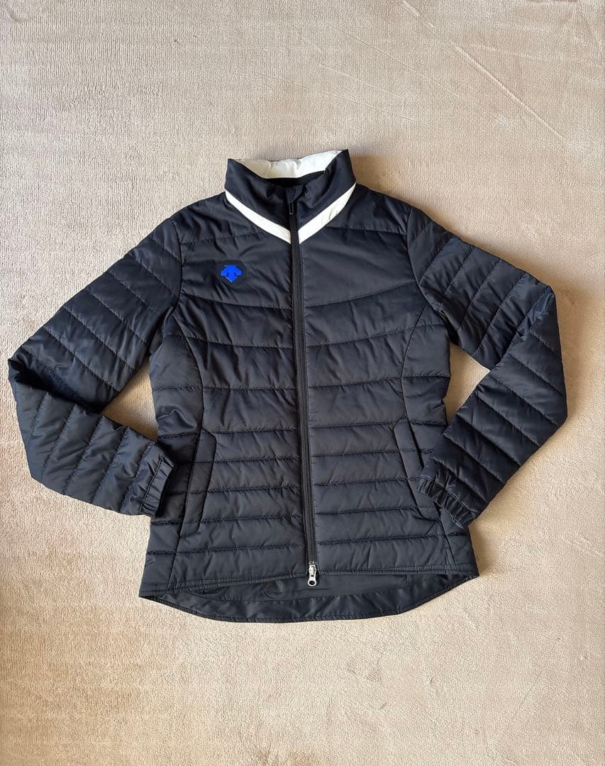 DESCENTE GOLFデサントモバイルサーモ　中綿ジャンパー温度調節アウター