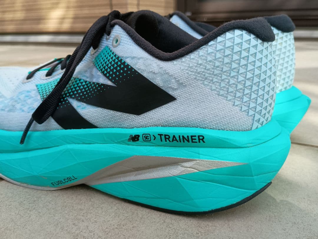 スパイク・シューズ new balance SuperComp Trainer V3 26.0cm