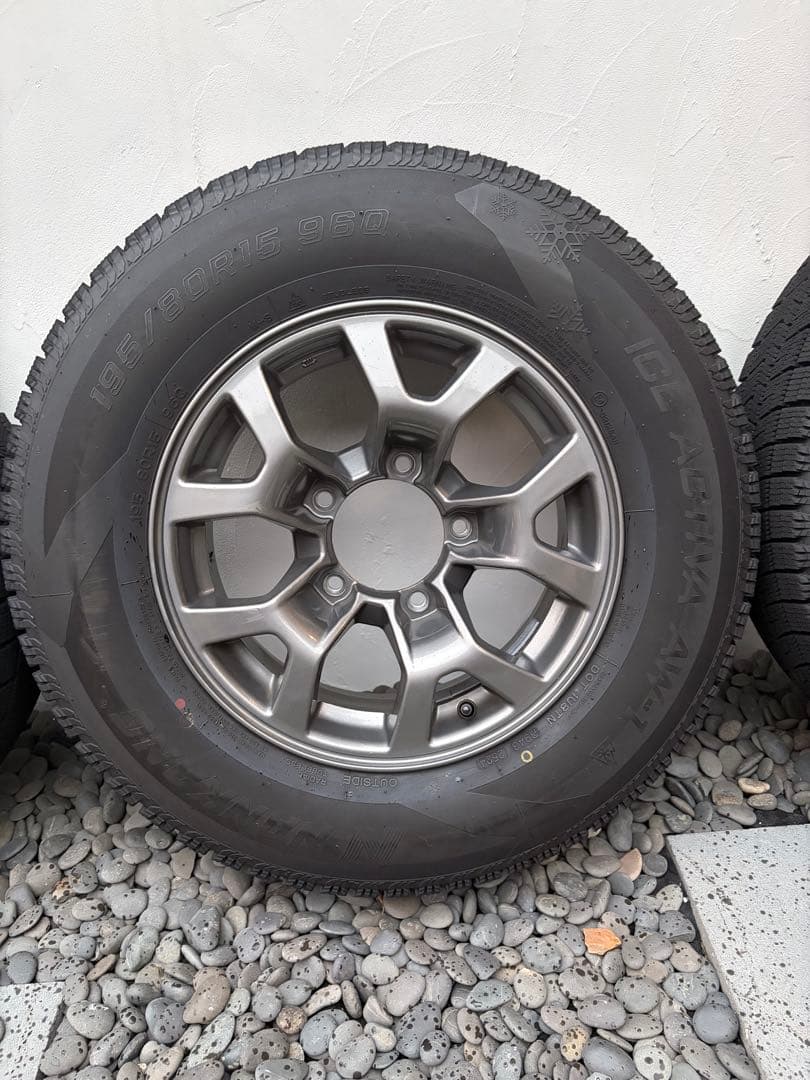 ジムニーシエラ　スタッドレスタイヤNANKANG AW-1 195/80R15