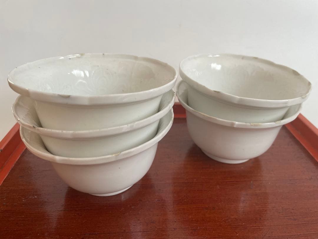 白磁陽刻向付、蕎麦猪口