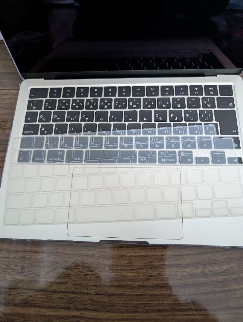 Apple MacBook AIR2022年　8ギガ 超美品