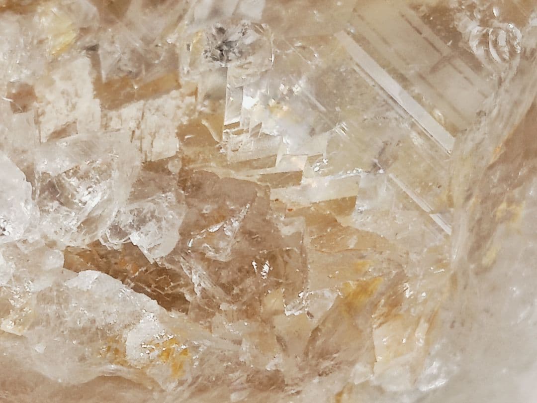 パワーストーン　天然石　ヒマラヤ産　水晶　キーパー入り　151g　No.133