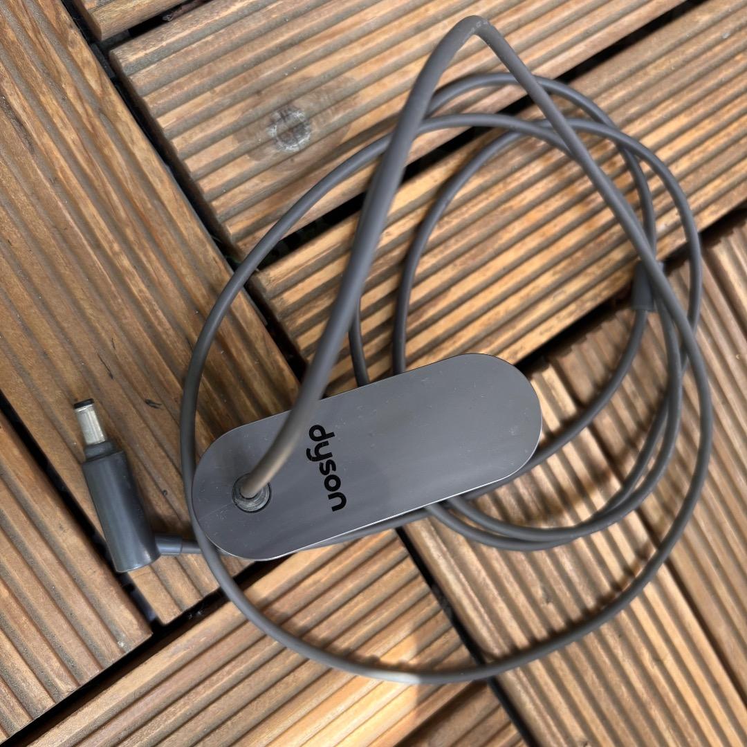 （お値下）Dyson DC61掃除機本体&ノズルなど