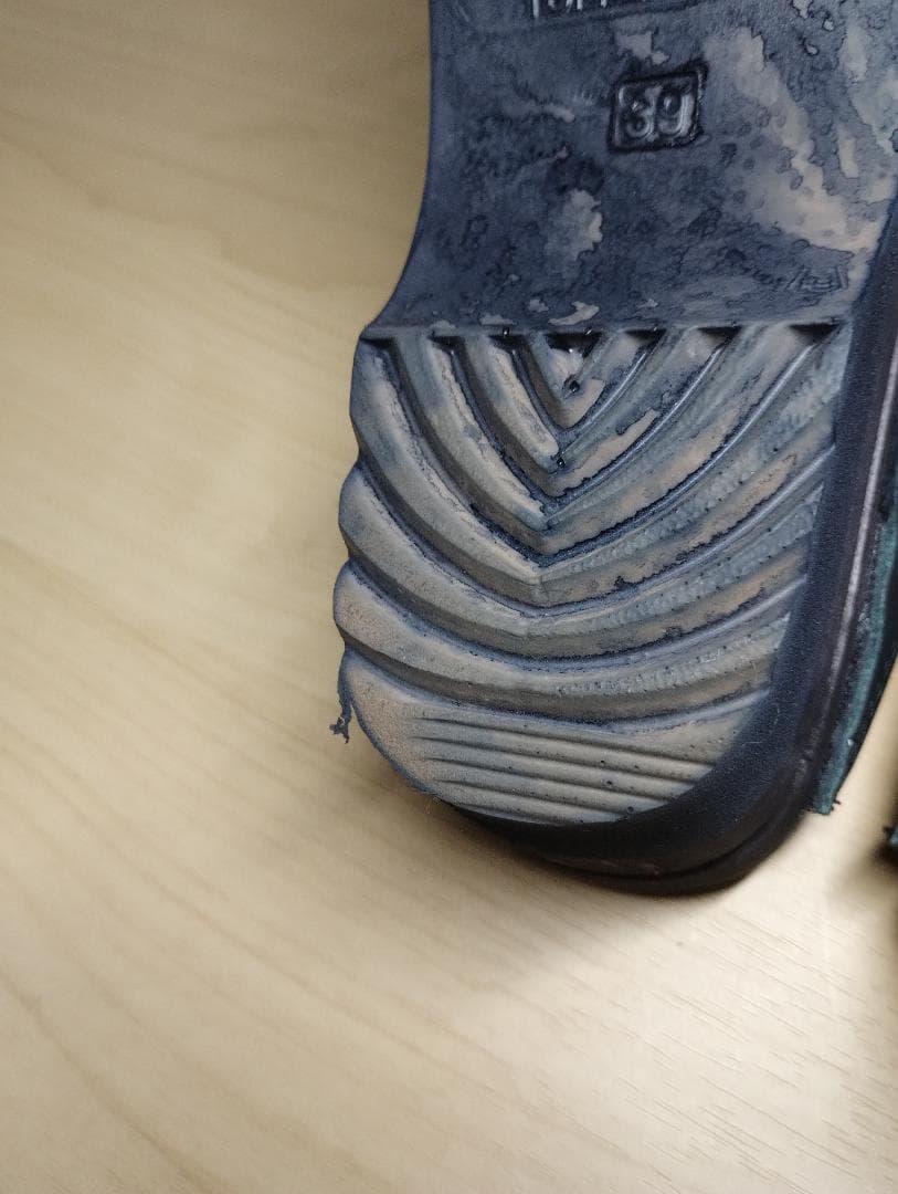 サボ トロエントープ TROENTORP 黒 レザー クロッグサンダル スタッズ