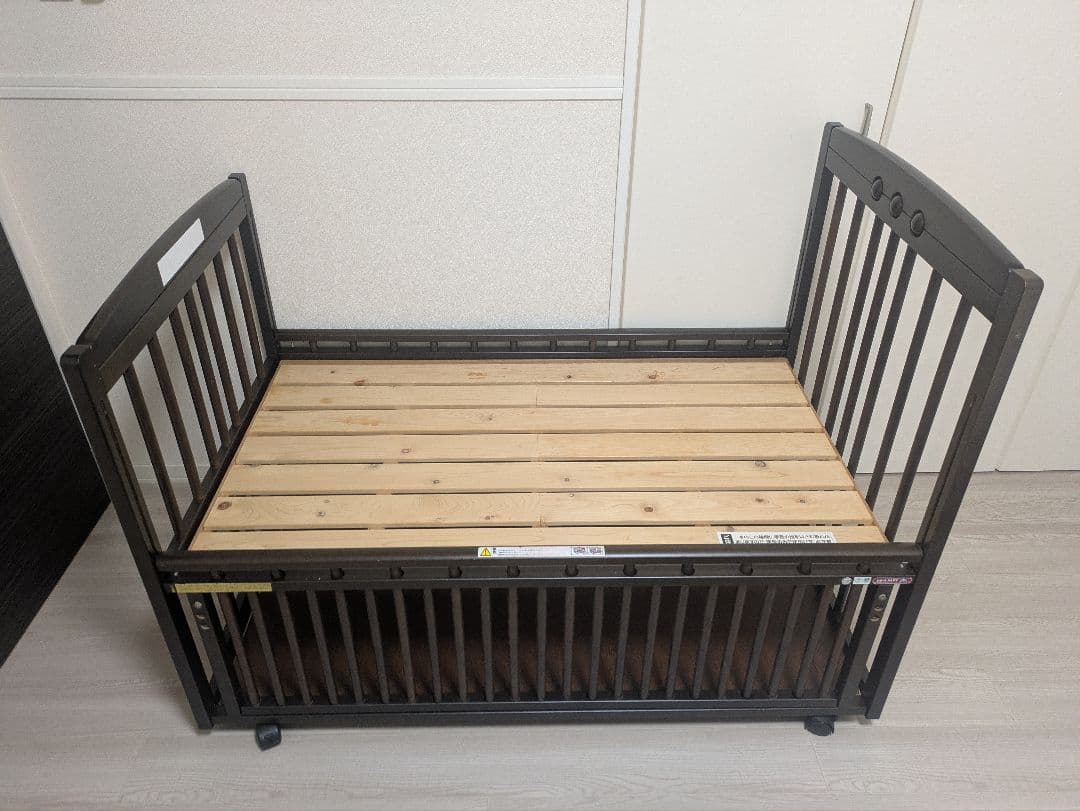 日本製ベビーベット　サワベビー　デュアルスライドベッド　ティアラDX