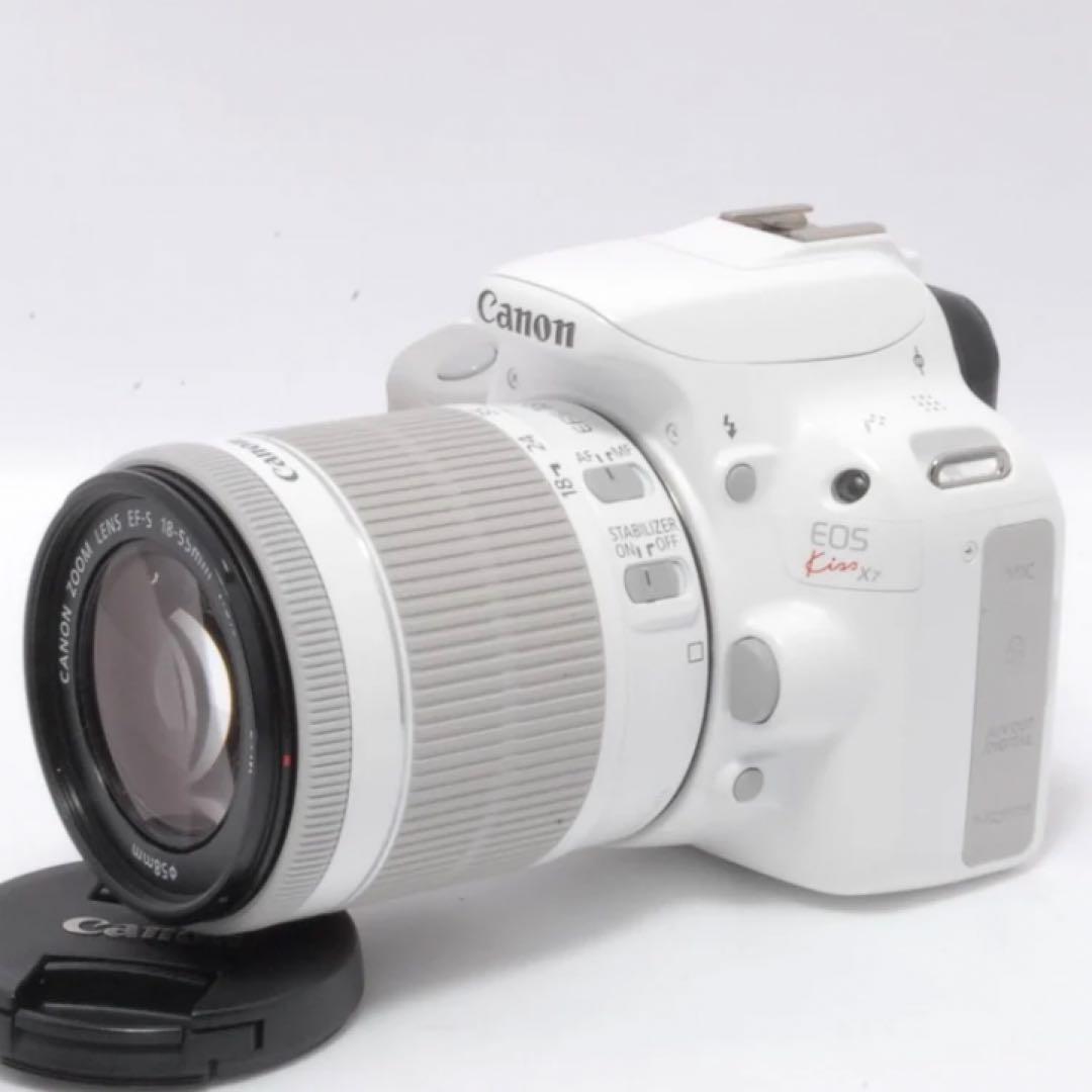ショット数わずか4392枚⭐️Canon kiss X7 ホワイト⭐️カメラ女子
