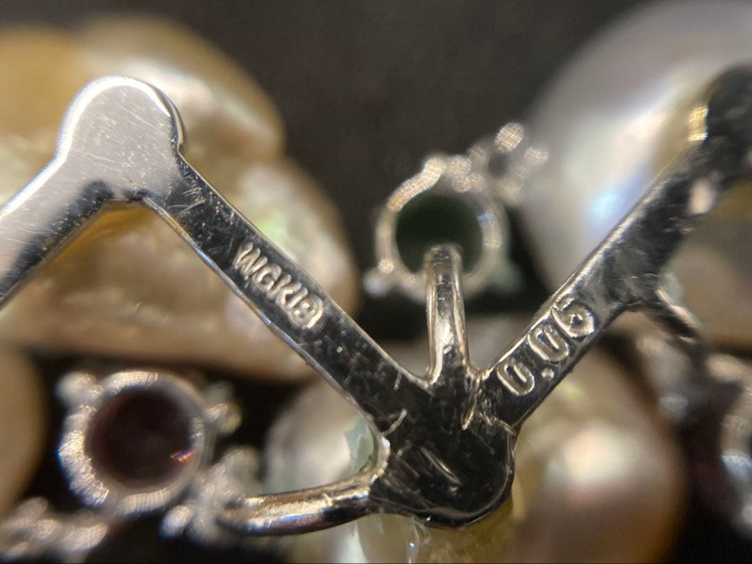 南洋真珠ブローチ バロック真珠