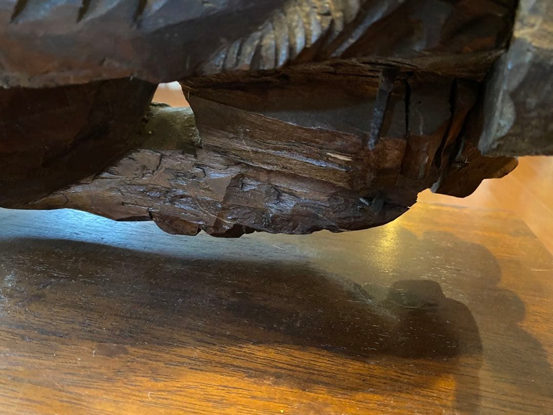 中国アンティーク　獅子の彫刻