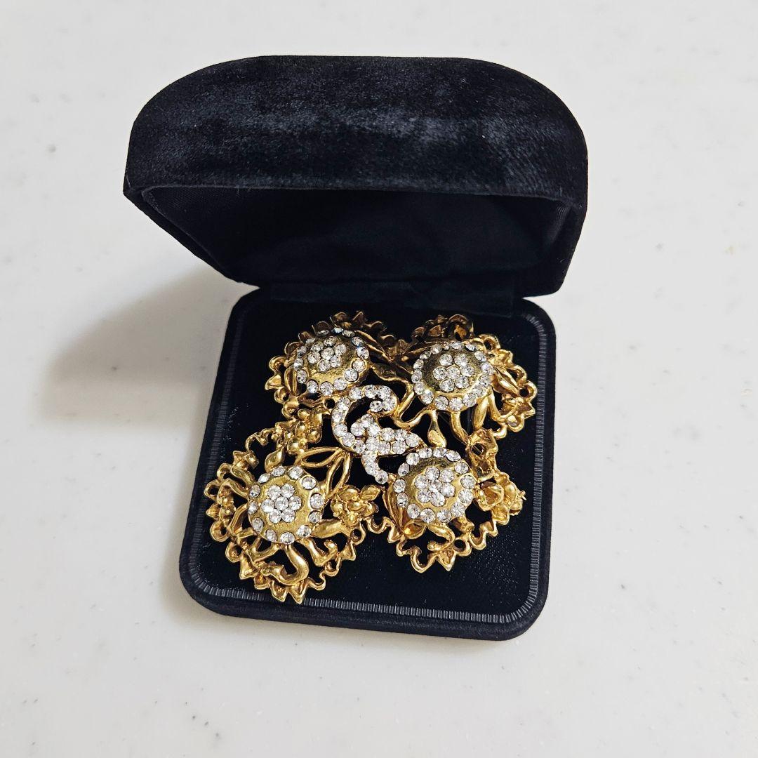 折*口様 B368 希少！ヴィンテージ クリスチャンラクロワ ブローチ ゴールド