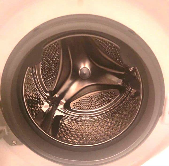 アイリスオーヤマ　２０２１年製ドラム式洗濯機　FLK832 左開き