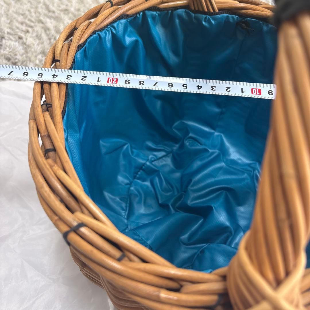 新品　エバゴス　籐製バスケット 青色内布