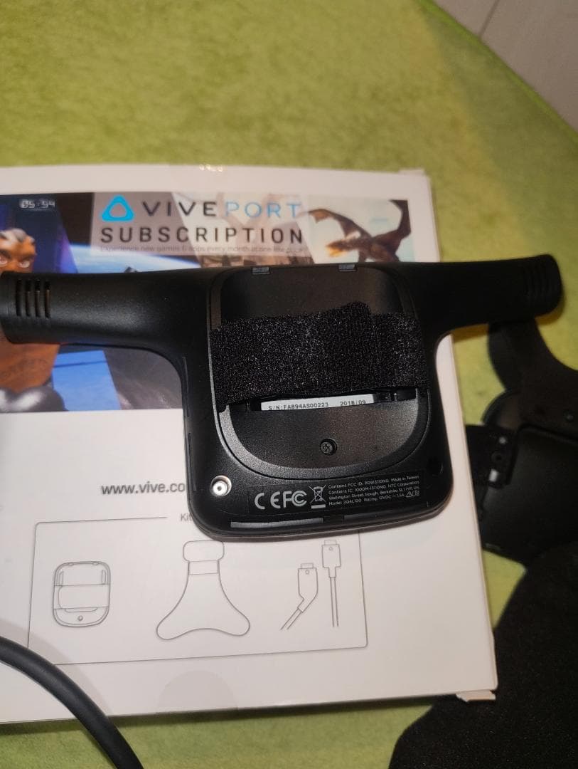 間*一様 HTC VIVE PRO フルセットと　おまけ