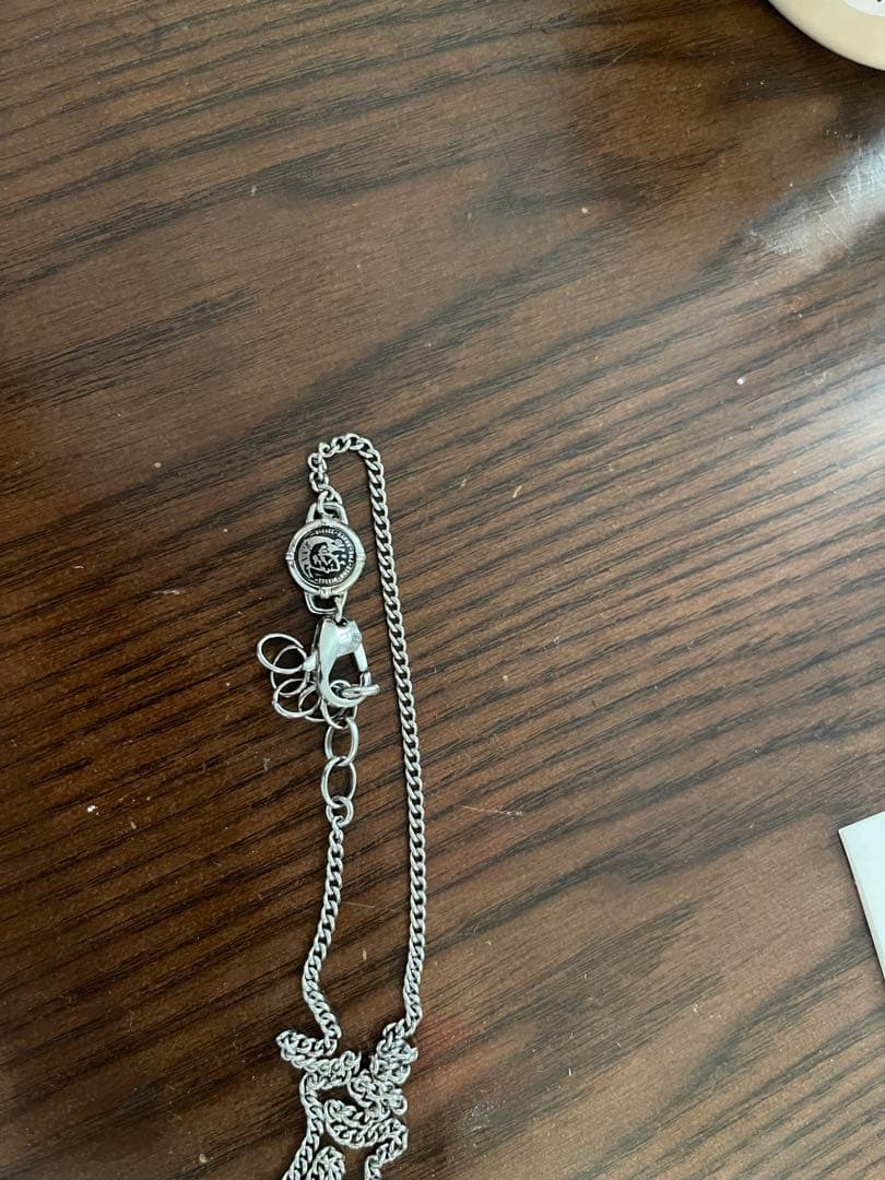 Diesel シルバー プレート型ペンダントネックレス