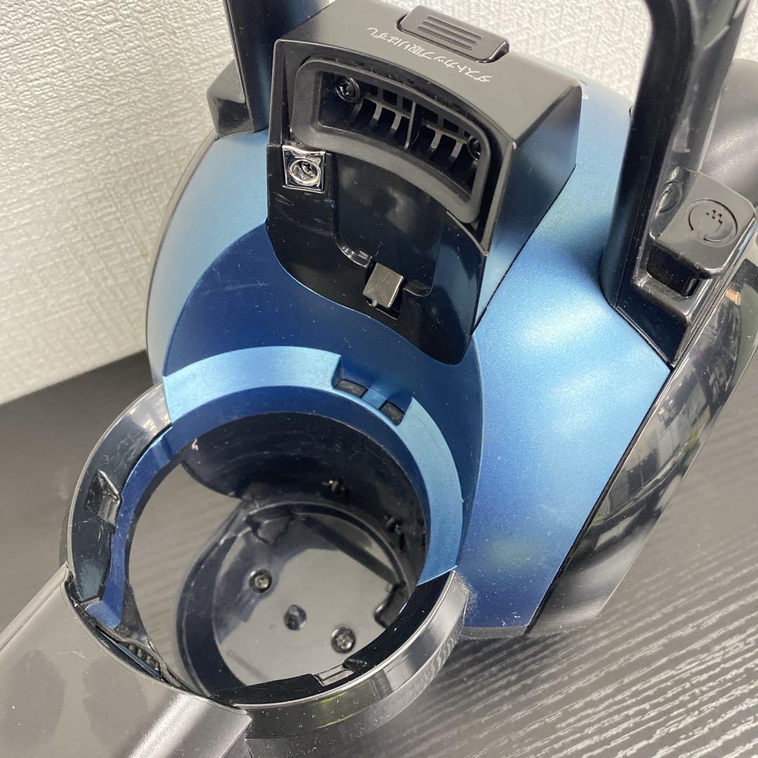 送料込み＊東芝 サイクロン式 掃除機 2022年製＊1222-12