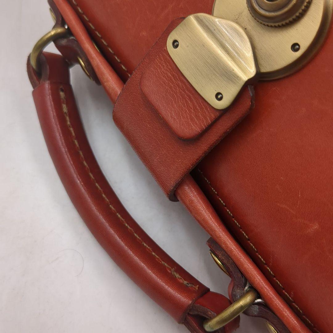 ヘルツ HERZ ミニドクターバッグ ショルダーバッグ 赤