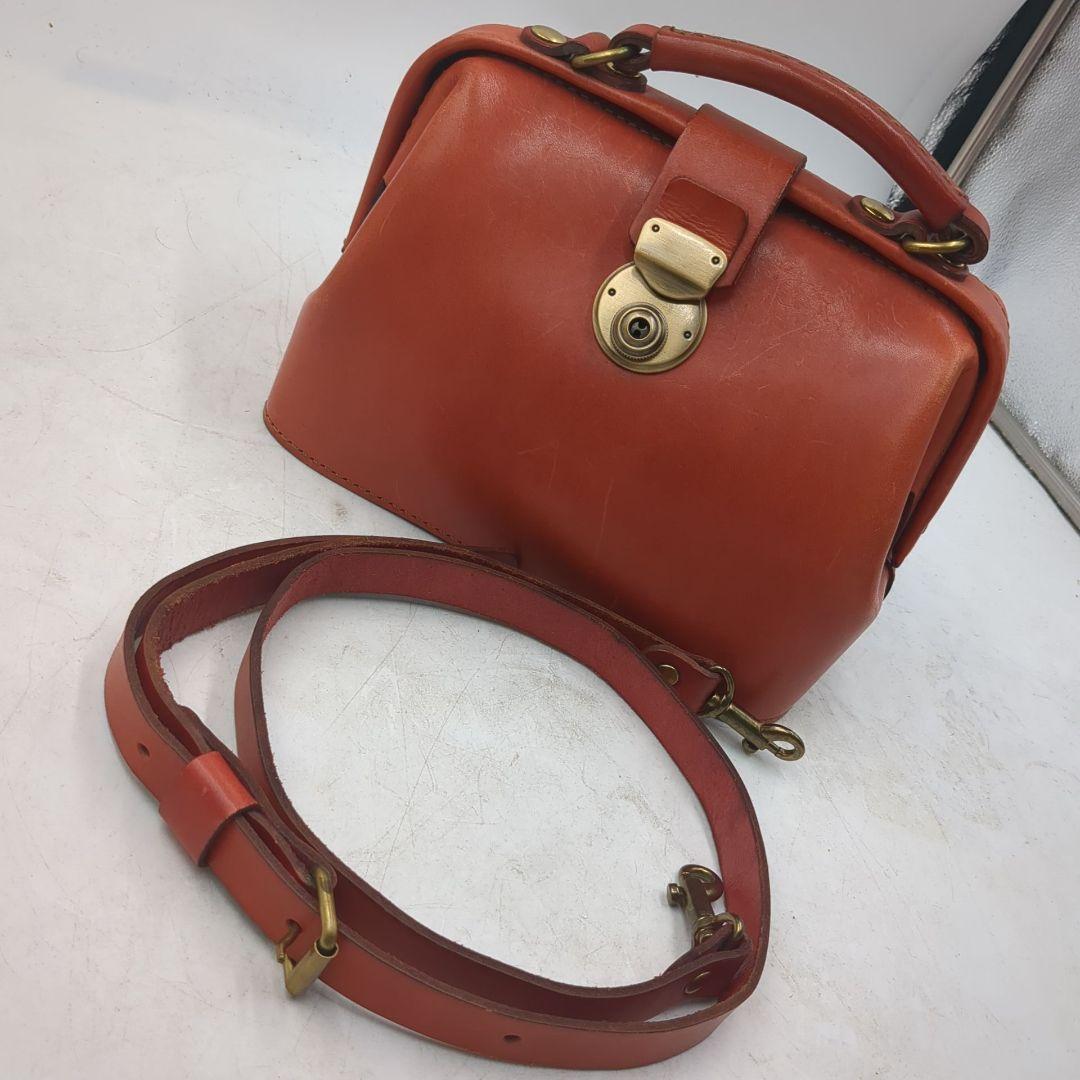 ヘルツ HERZ ミニドクターバッグ ショルダーバッグ 赤