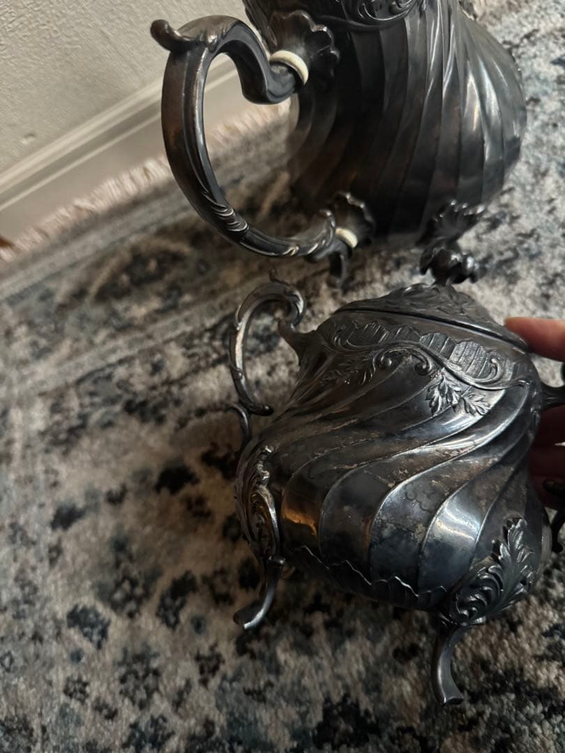 クリストフル ガリアのティーポットとミルクポットのセット