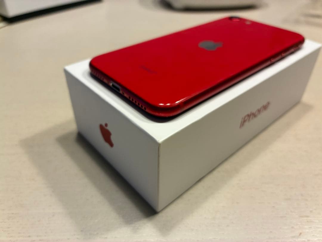 iPhone SE2 64GB SIMフリー RED赤色