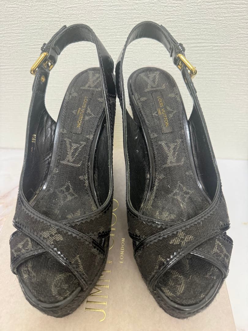 Louis Vuitton ブラック ウェッジサンダル