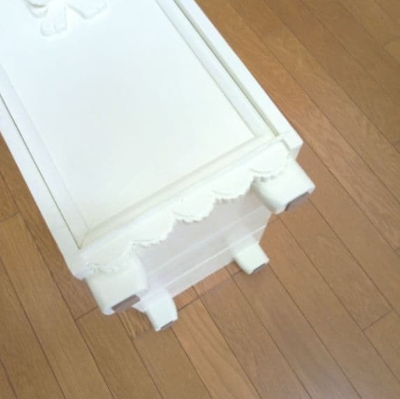 たいやきもふもふアンティーク調リボン飾りキャビネット