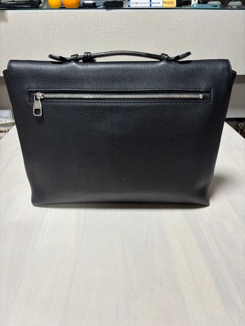 最終値下げ⭐️ルイヴィトン⭐️ドリアントリヨンレザー　ノアール