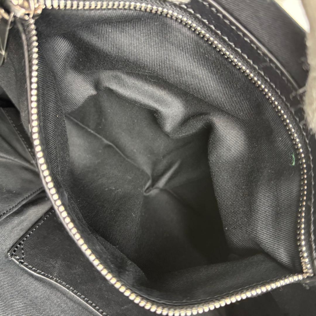 【A4可/美品】ドルチェ&ガッバーナ ロゴプレート ショルダーバッグ シボ革 黒