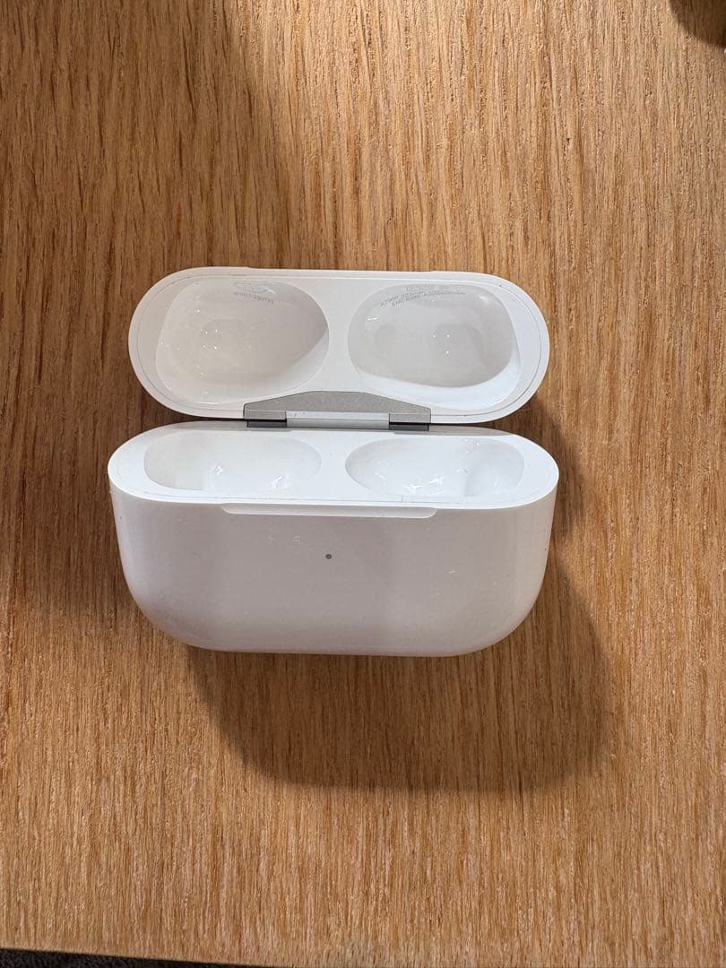 MTJV3J/A AirPodsPro2 MagSafe対応　usbcケース付き