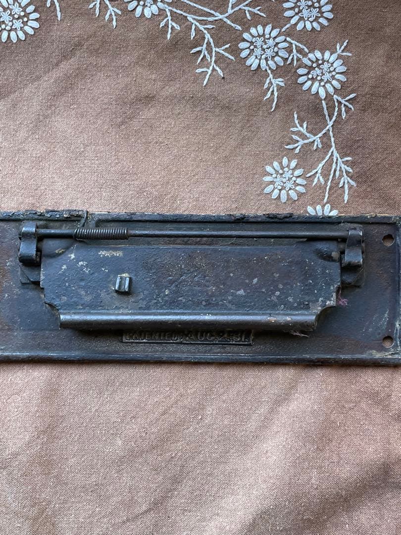 イギリス　アンティーク　郵便受け　ポスト　受け口　Letter 140年　レア