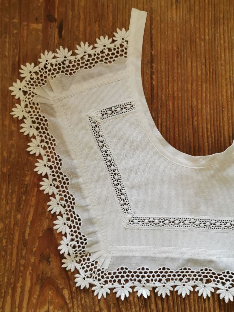 アンティークフランス 花のギュピールレース 付け襟 ＆ジャボ お揃い２点セット