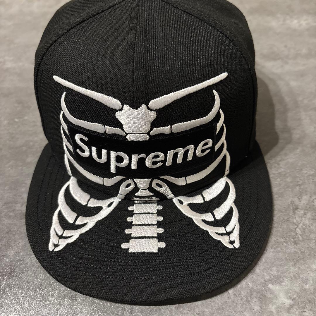 や*い様 Supreme bones box logo new era cap正
