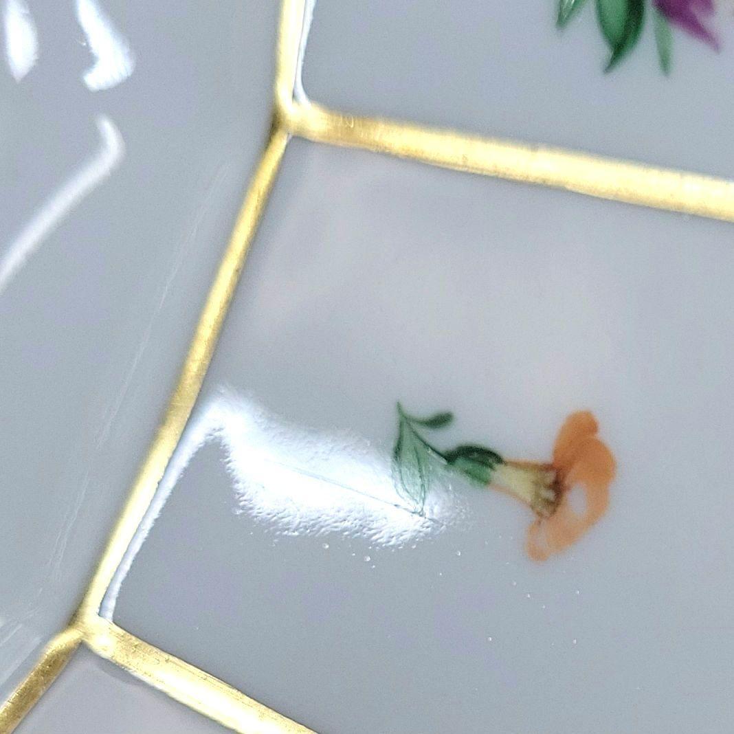 ロイヤルコペンハーゲン　ヘンリエッテ２６センチプレート１枚　です。