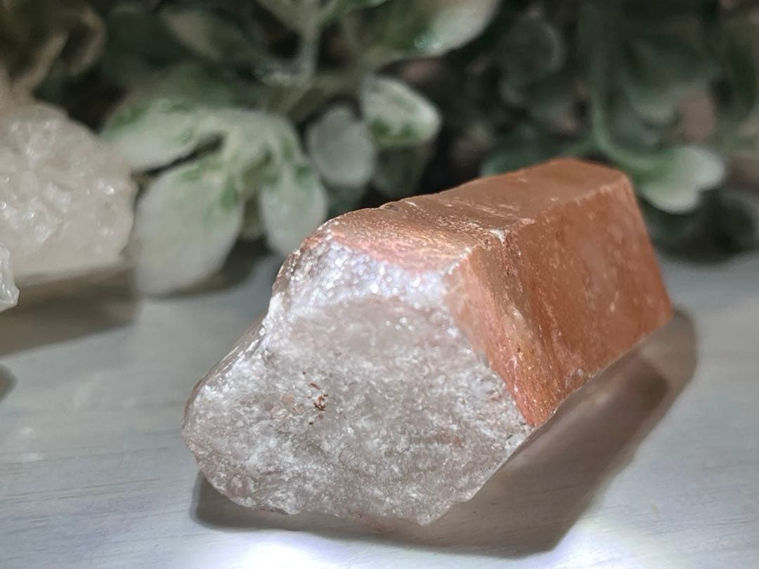 レコードキーパー　ゴイアス産　レッド　レムリアンシードクリスタル 原石　水晶